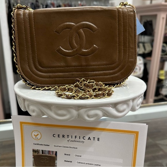 Chanel‎ Brown Satin Vintage CC Flap Bag crossbody leather purse - Picture 1 of 11